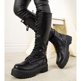 Fekete szigetelt női csizma a Patino márkától 2