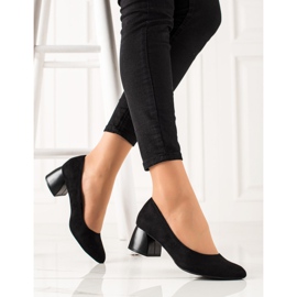 M.Daszyński Fekete pumpák alacsony sarkú cipőben 1 M.Daszyński Fekete pumpák alacsony sarkú cipőben 1