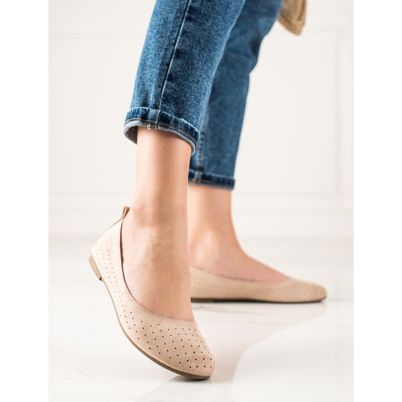 TRENDI Kényelmes áttört balerinák bézs 1