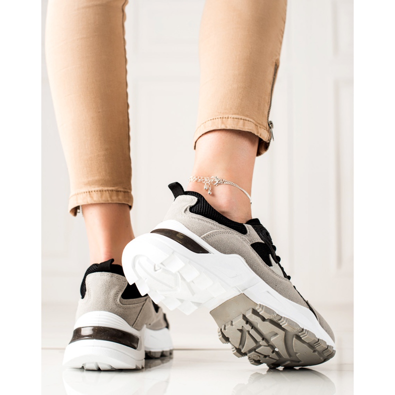 Sweet Shoes Szürke és fekete tornacipő 1