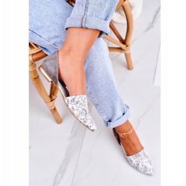 Elegáns bőr balerinák virágokkal Laura Messi 1110 Fehér rózsaszín sokszínű 2