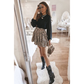 BM Fekete cowboy csizma díszített Bora felsőrésszel 2