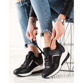 TRENDI Könnyű ék cipők fekete 1