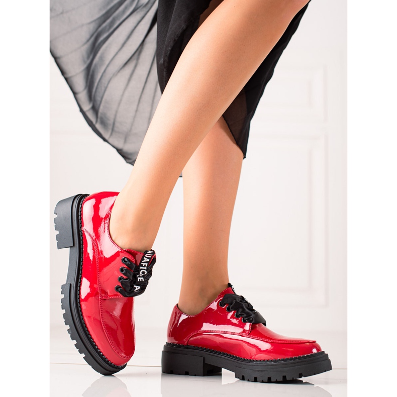 La.Fi Fűzős divatcipő piros 1