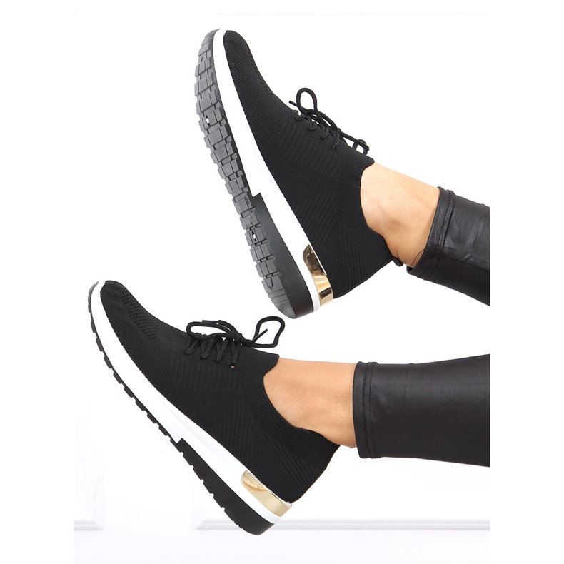 Welo Fekete zoknis sportcipő 1