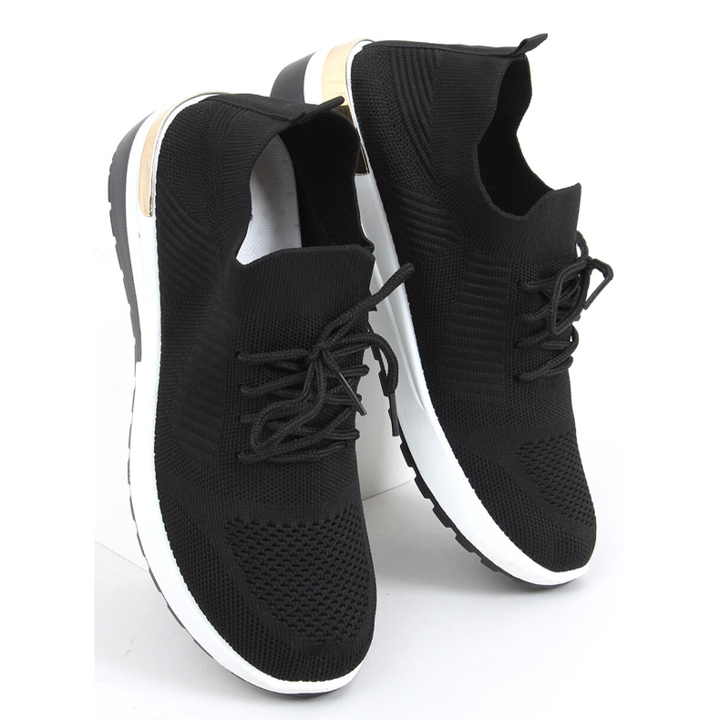 Welo Fekete zoknis sportcipő 2