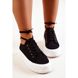 PS1 Cipők egy masszív fekete-fehér Suzane platformon 1