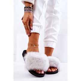 FM1 Papucs természetes szőrmével White Naturis fehér 2