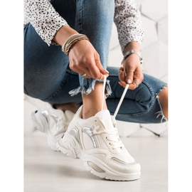 TRENDI Divat Cipők bézs fehér 1