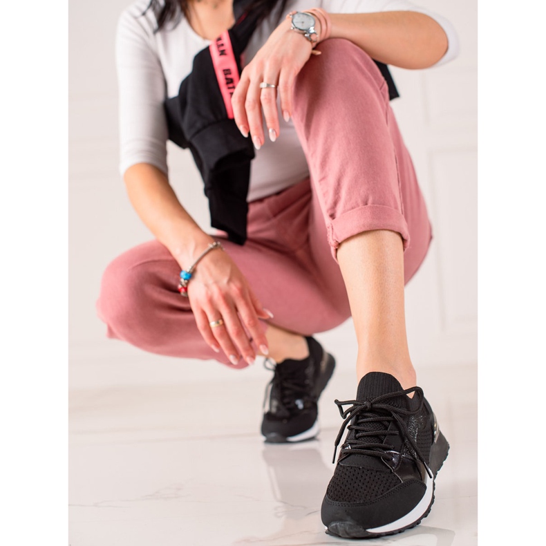 TRENDI Stílusos sportcipő fekete 1