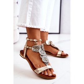 Lewski Shoes Bőr áttört szandál Lewski 3049 Golden aranysárga 2