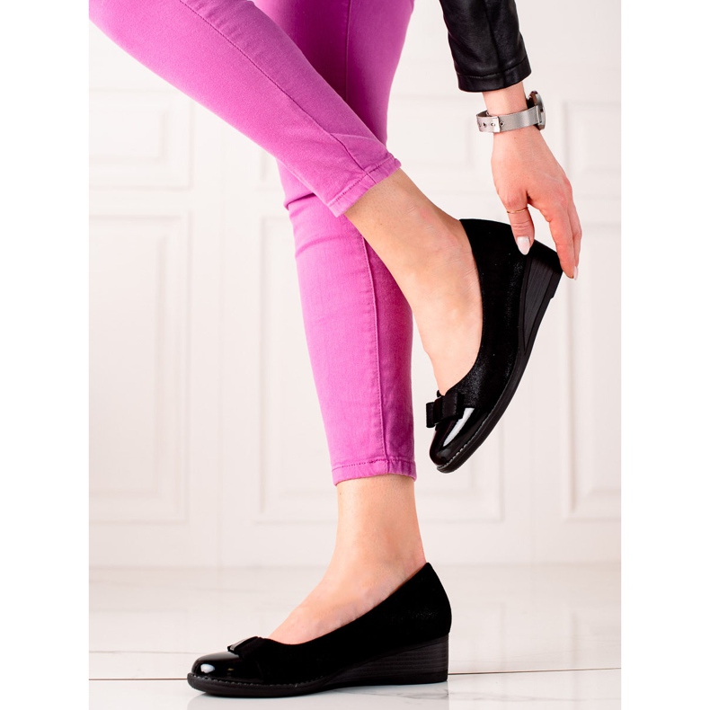 Vinceza brokáttal ellátott szivattyúk fekete 2