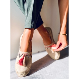 Boho espadrillák Birna Beige rojtokkal bézs 1