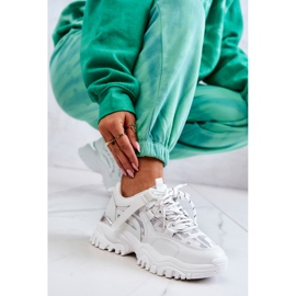 FB2 Cipők egy masszív talpon. Fehér az Ön stílusa 1