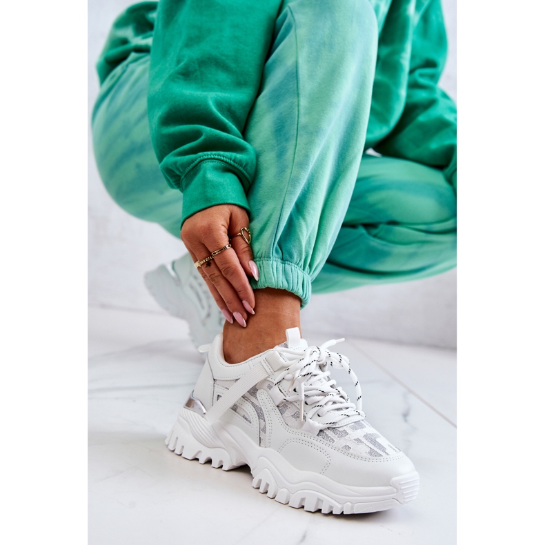 FB2 Cipők egy masszív talpon. Fehér az Ön stílusa 1