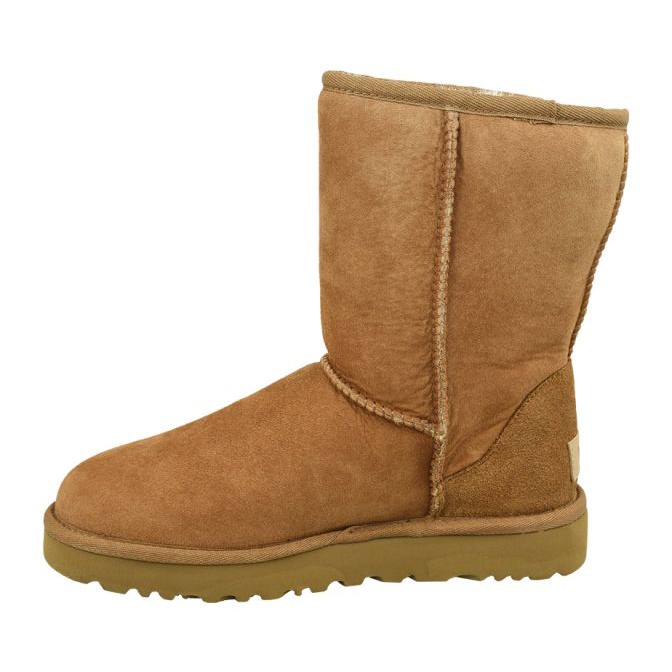 Ugg Classic Short Ii W 1016223-CHE barna 1