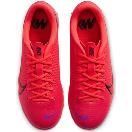 Nike Mercurial Vapor 13 Academy Tf Jr AT8145-606 futballcipő piros narancs és vörös 1