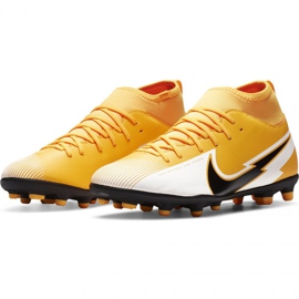 Nike Mercurial Superfly 7 Club FG / MG Jr AT8150 801 futballcipő sárga sárgák 1 Nike Mercurial Superfly 7 Club FG / MG Jr AT8150 801 futballcipő sárga sárgák 1