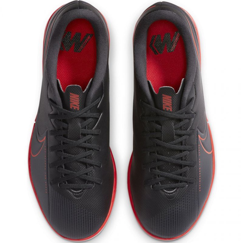 Nike Mercurial Vapor 13 Academy Ic Jr AT8137 060 futballcipő sokszínű fekete 1