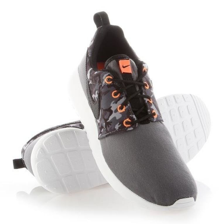 Nike Roshe One Print Jr 677782-004 cipő fehér 1