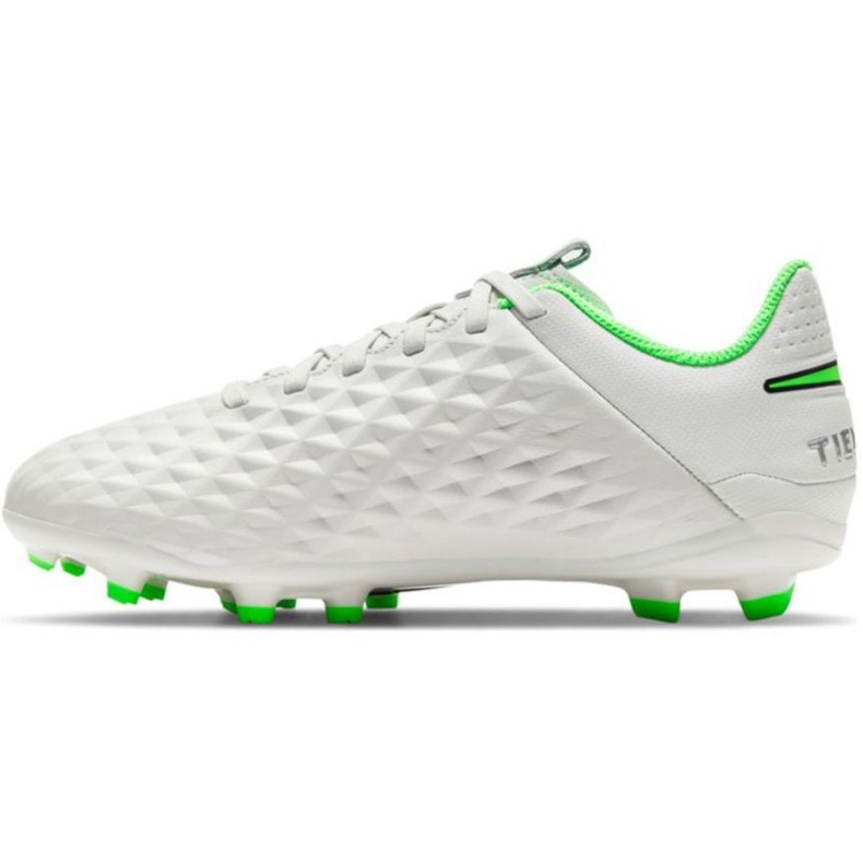 Nike Tiempo Legend 8 Academy Mg Jr AT5732 030 futballcipő elefántcsont fehér 1