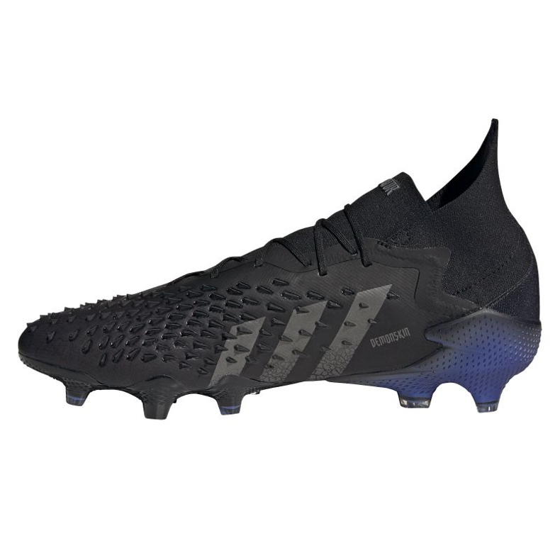 Adidas Predator Freak.1 Fg M FY6257 futballcipő fekete fekete 1