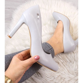 Szivattyúk az oszlopon Sergio Leone W SK3AD szürke 1