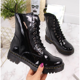 Fekete lakkozott bőrcsizma Filippo W PAW80B 1