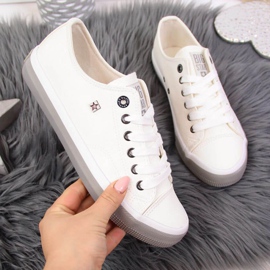 Alacsony szárú cipők ekológikus bőrrel Big Star W II274230 fehér 1