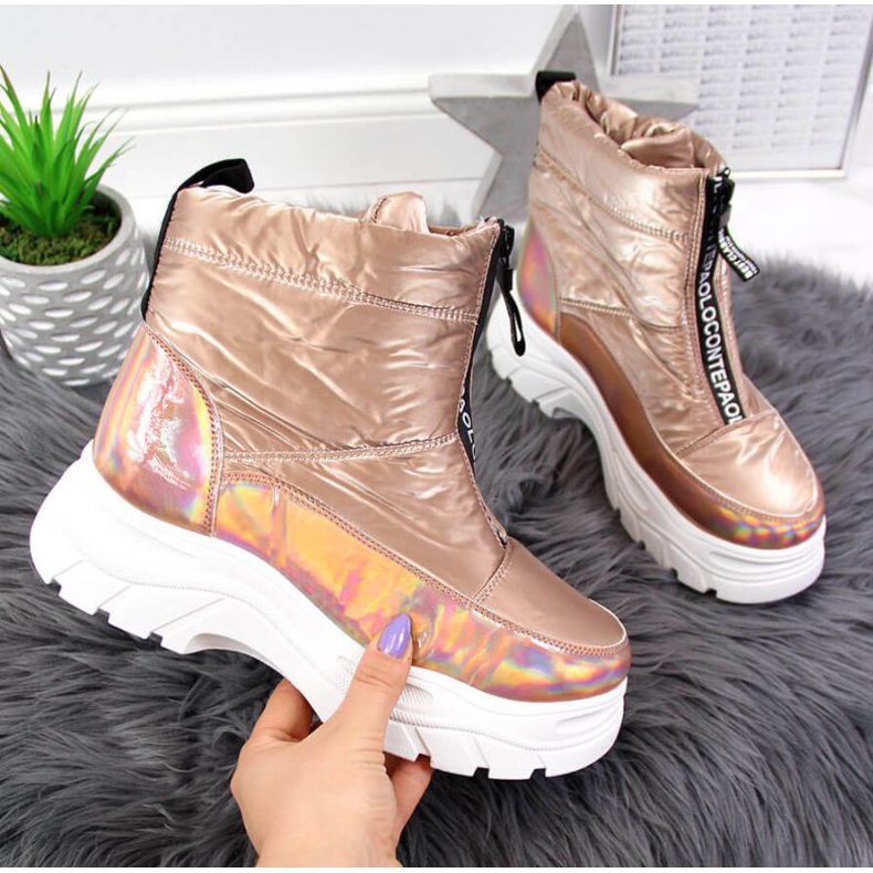 Hócsizma a Vinceza W JAN46C holo platformon aranyszínű aranysárga 1