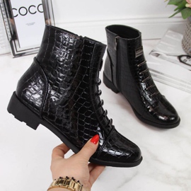 Csizma kígyóbőr díszítéssel Filippo W PAW288A fekete fehér 1 Csizma kígyóbőr díszítéssel Filippo W PAW288A fekete fehér 1