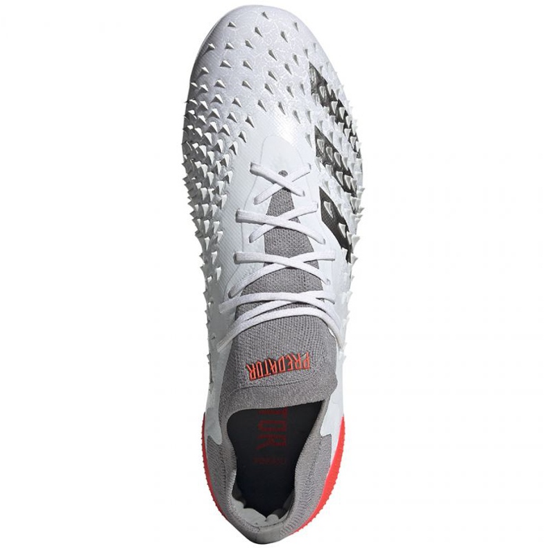 Adidas Predator Freak.1 Fg LM FY6263 futballcipő fehér, fehér, szürke / ezüst fehér 1