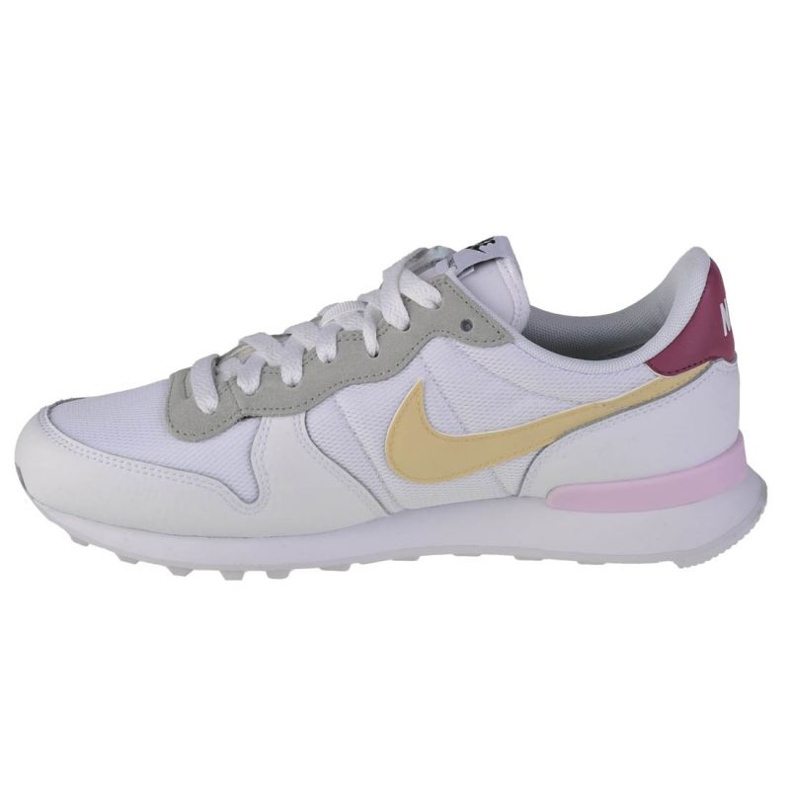 Nike Internationalist W DN4931-100 cipő fehér 1