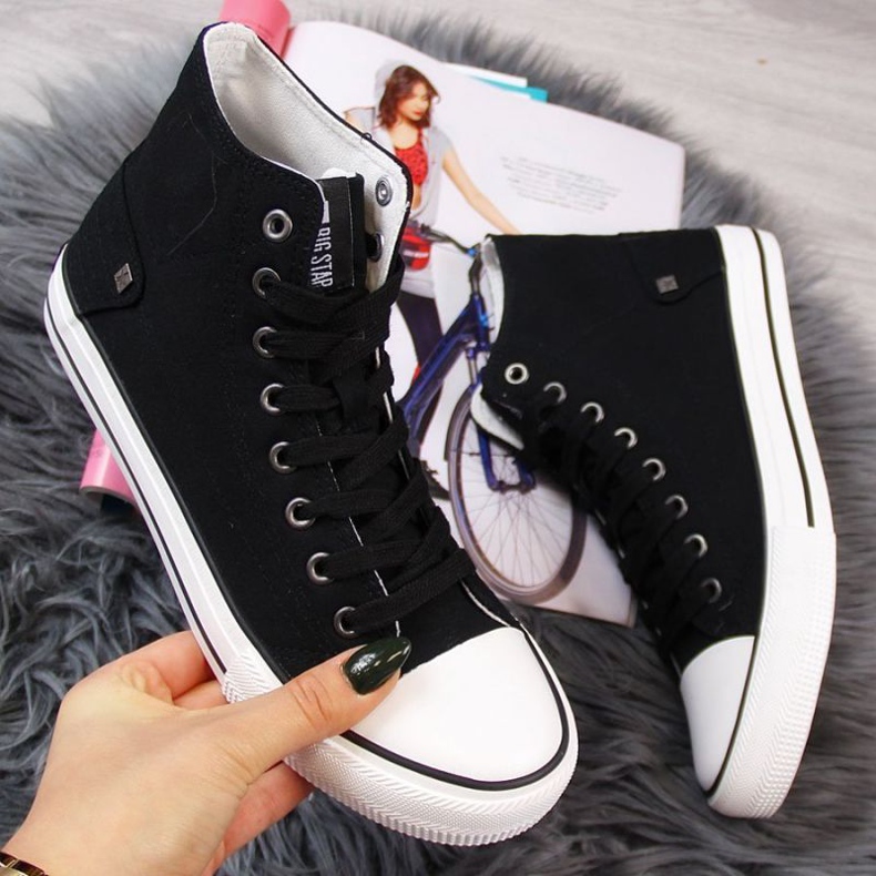 Magas szárú tornacipő Big Star W DD274330 fekete 1