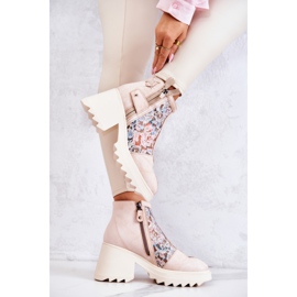 Bőr csizma egy hatalmas postán Maciejka Beige 05325-04 bézs 2 Bőr csizma egy hatalmas postán Maciejka Beige 05325-04 bézs 2