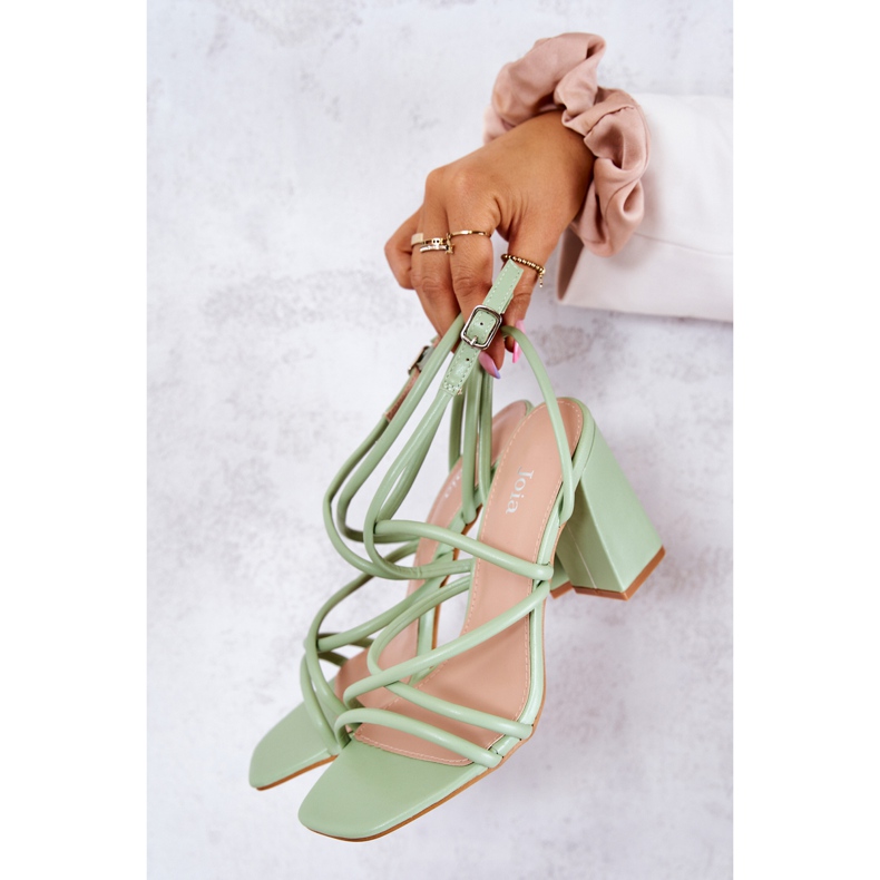 FJ1 Klasszikus zöld Lucetta sarkú szandál 1