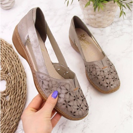 Áttört cipő W Rieker 41356 bézs 1