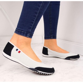 Bőr áttört balerinák Filippo W PAW198A fehér 2