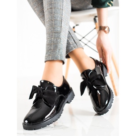 Goodin Klasszikus cipő masnival fekete 1