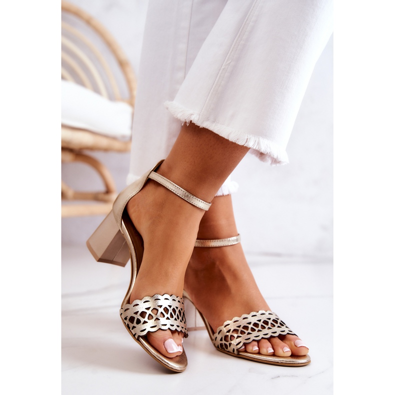 Lewski Shoes Bőr áttört szandál Lewski 2869/2 Golden aranysárga 2