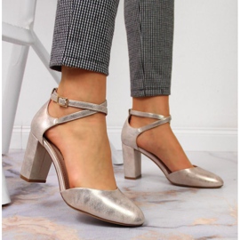 Szandál Sergio Leone W SK364A posztján arany aranysárga 2