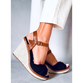 Leyla Fekete ékszandál barna 1 Leyla Fekete ékszandál barna 1