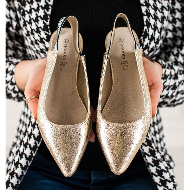 Goodin Szivattyúk felfedezett sarokkal aranysárga 1 Goodin Szivattyúk felfedezett sarokkal aranysárga 1