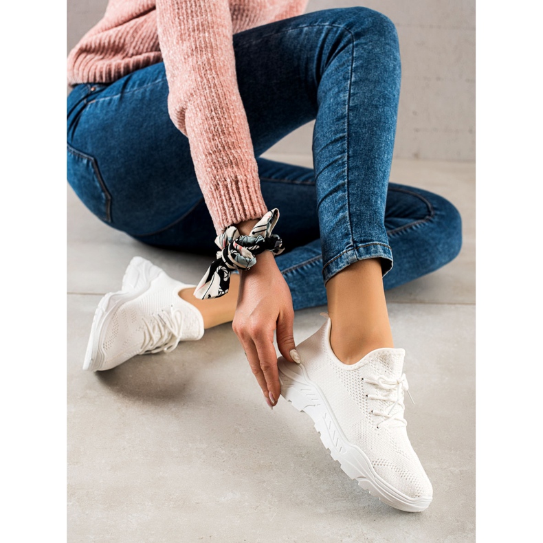 Bestelle Világos fehér cipők 2