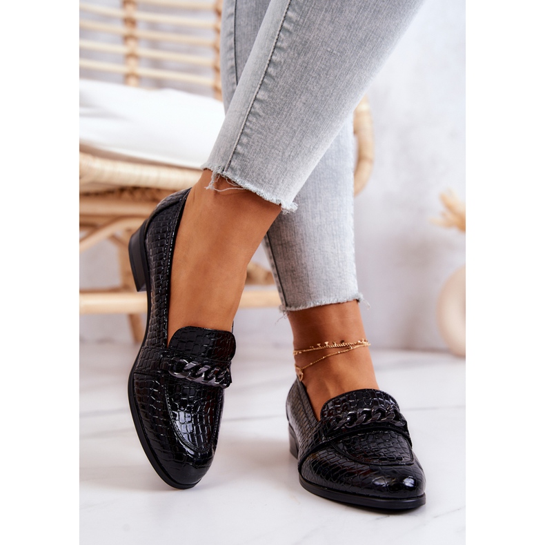 Vinceza Lakkozott cipő fekete Yasmin szerpentin mintával 2