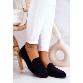 PE1 Jayden Fekete Velúr Loafers Övvel 1