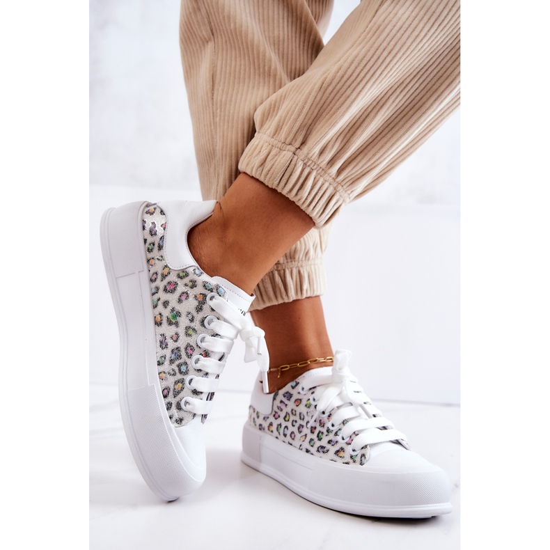 Női tornacipő GOE JJ2N4075 fehér 2