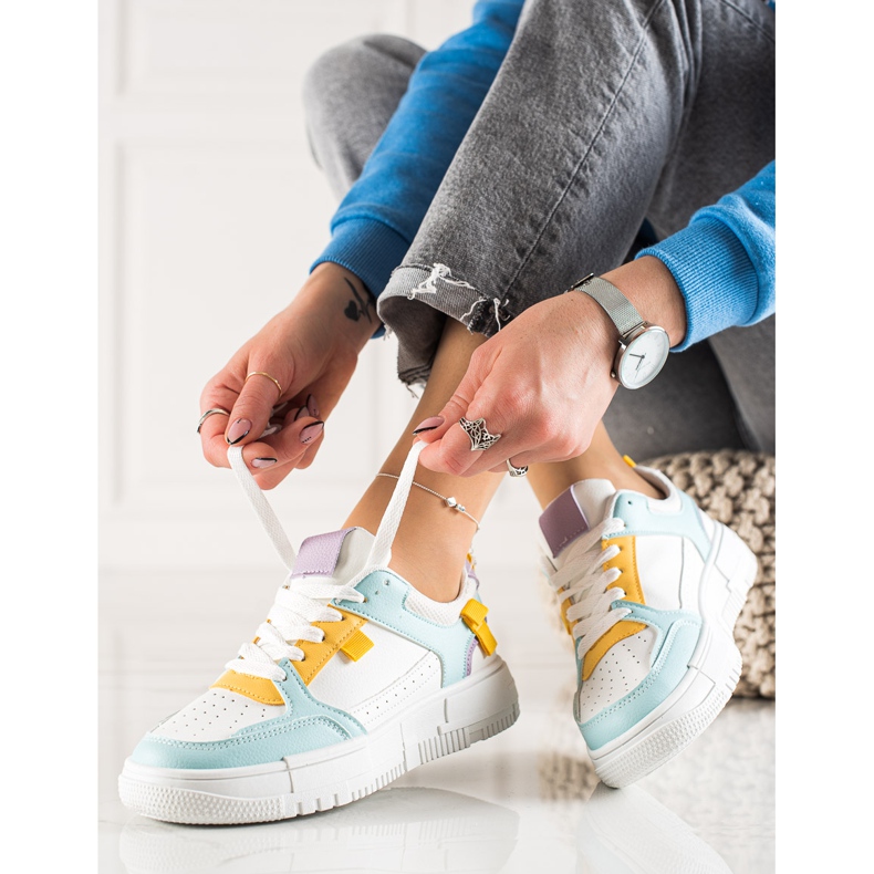 TRENDI Stílusos cipők fehér zöld sárga 1