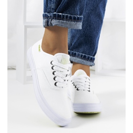 Női fehér tornacipő Big Star JJ274260 1