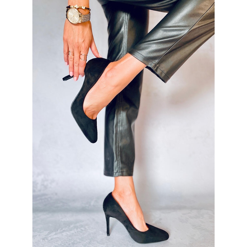 Editta Fekete női magassarkú 1